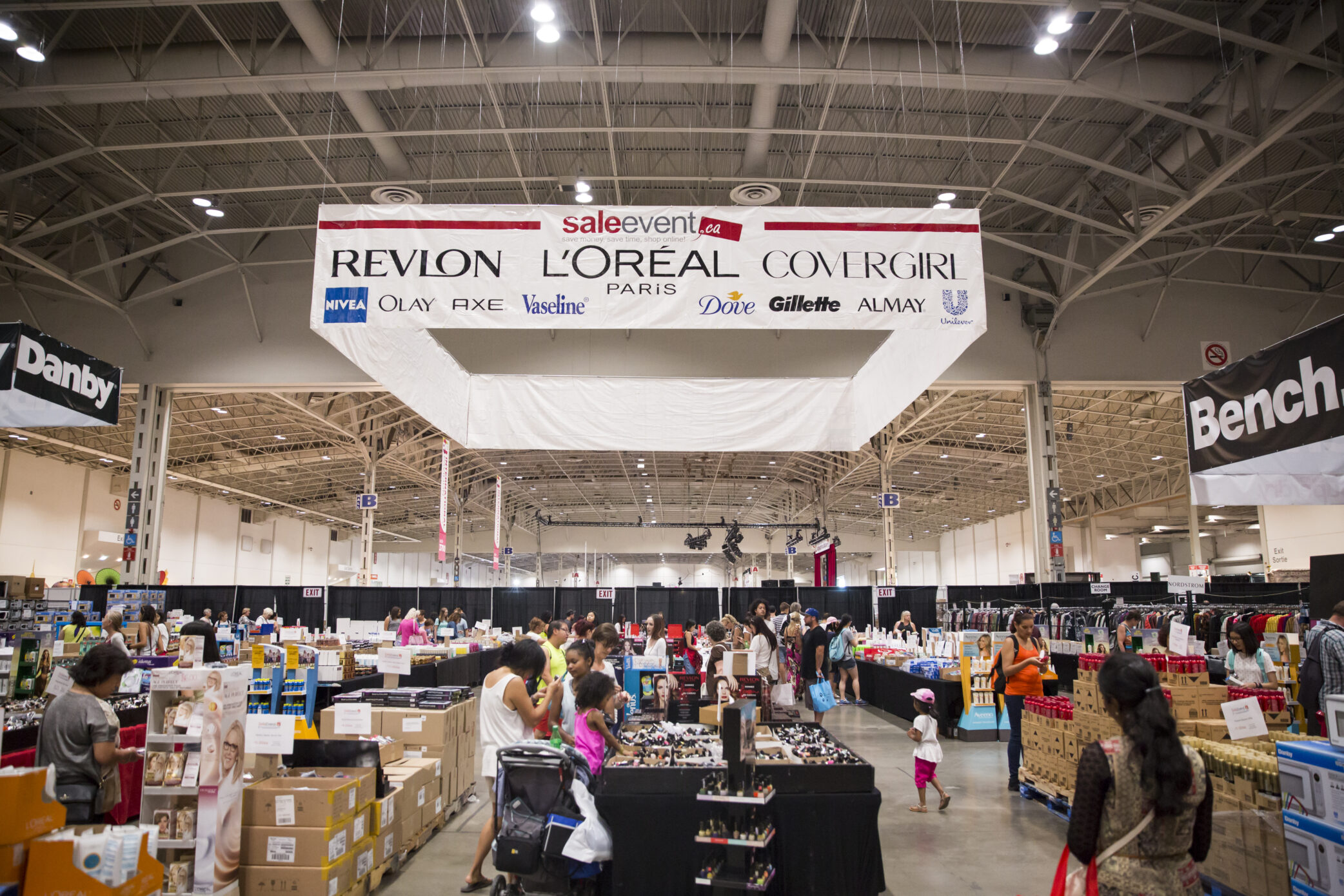 Warehouse outlets